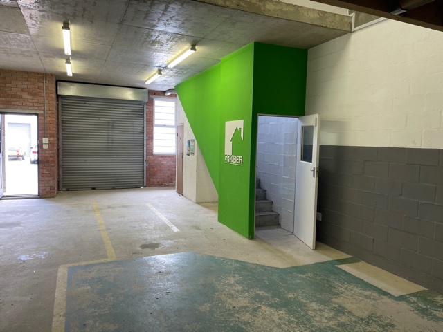 To Let commercial Property for Rent in Maitland Western Cape